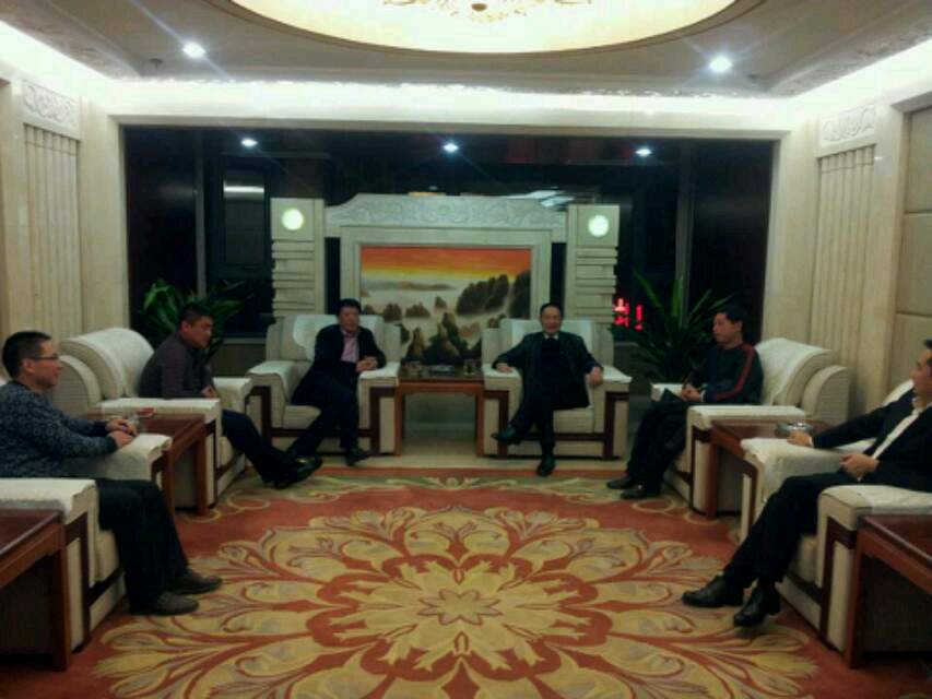 陈茂春董事长与福建中马建筑公司董事长林爱国举行洽谈.jpg